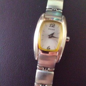 Ladies Pulsar watch -- silver/gold tone water resistant, extra links new battery